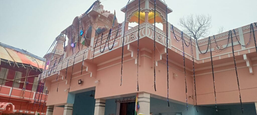 भगवान पार्श्वनाथ स्वामी का पहली बार अष्ट द्रव्य से पूजन और पंचामृत अभिषेक
