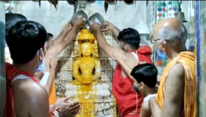 भक्तामर महामंडल विधान के 34वें दिन तीर्थकरों का पूजन